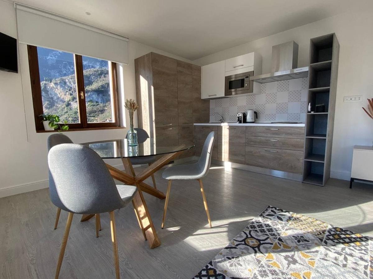 Garda View Apartment Tenno Bagian luar foto