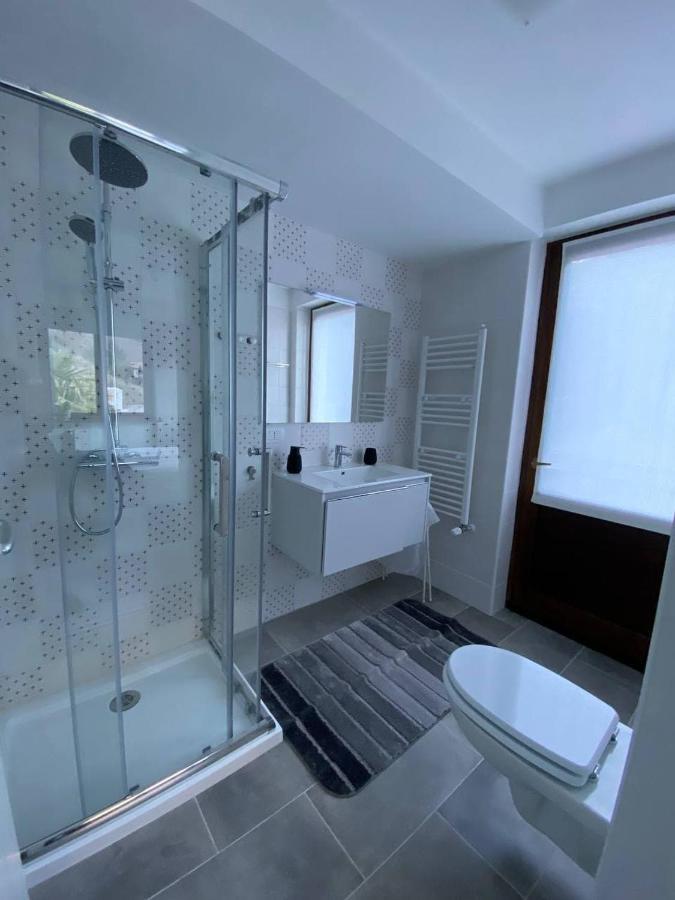 Garda View Apartment Tenno Bagian luar foto