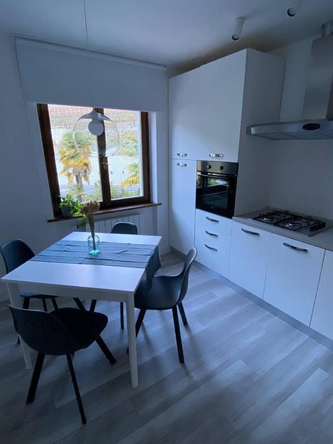 Garda View Apartment Tenno Bagian luar foto