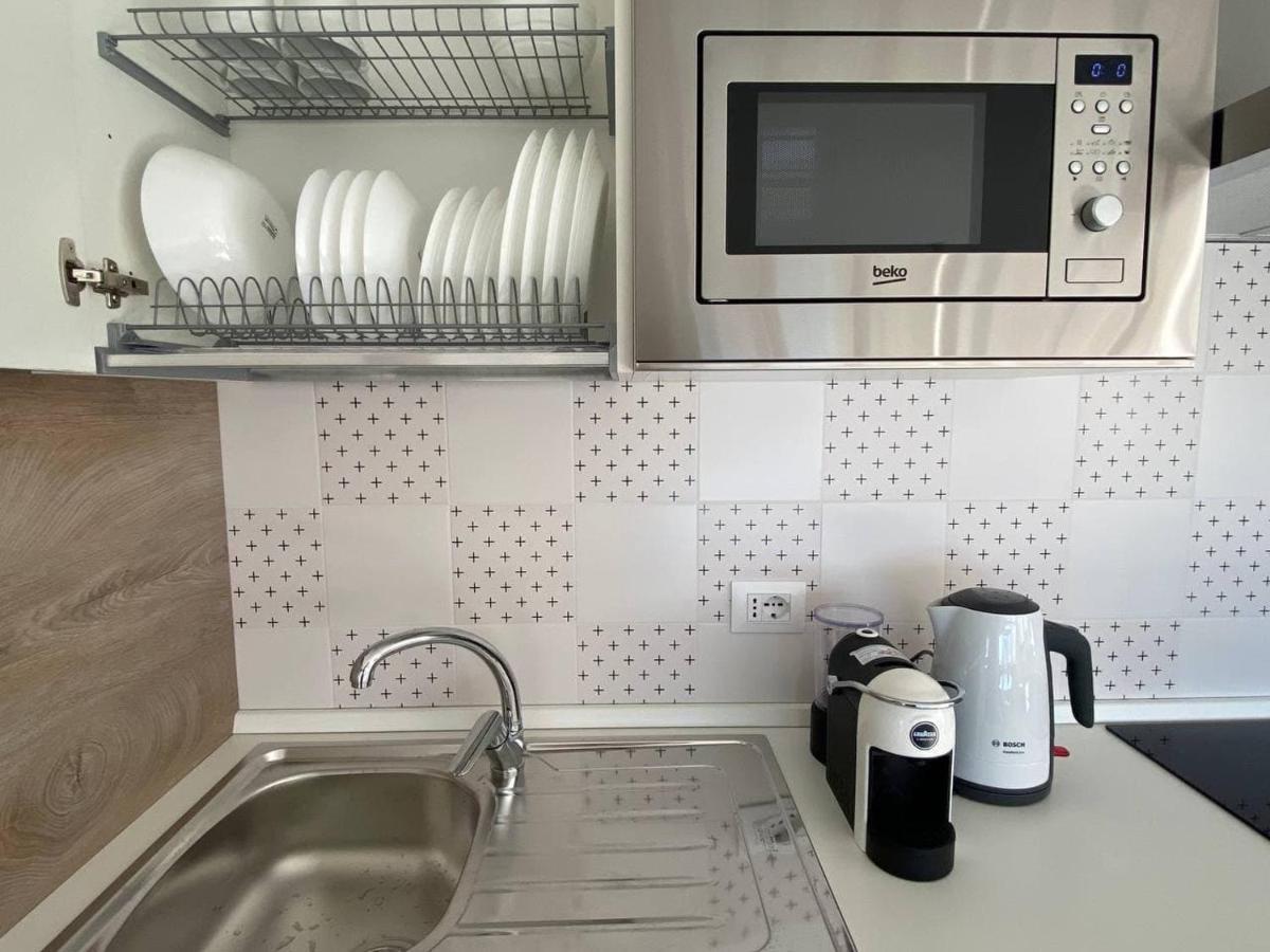 Garda View Apartment Tenno Bagian luar foto