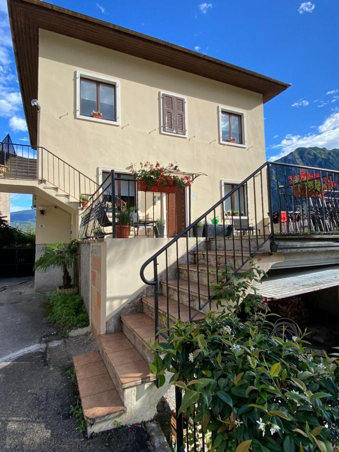 Garda View Apartment Tenno Bagian luar foto