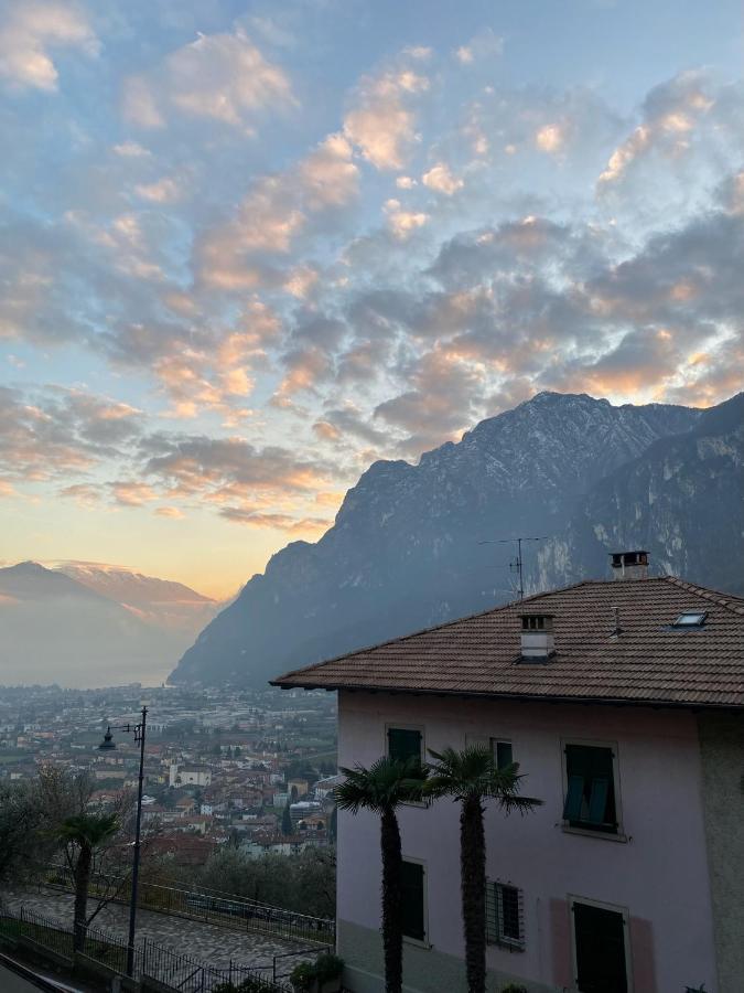 Garda View Apartment Tenno Bagian luar foto