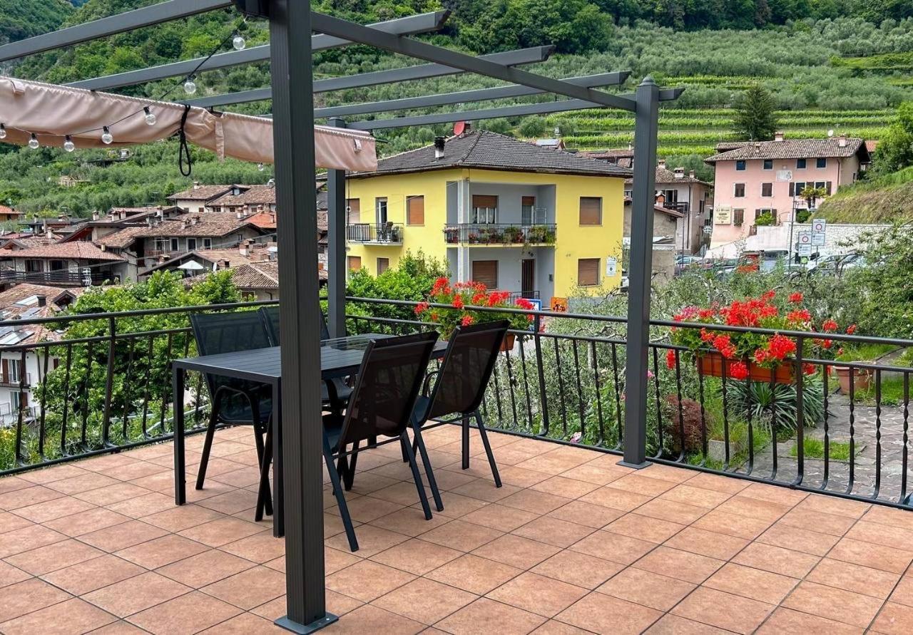 Garda View Apartment Tenno Bagian luar foto